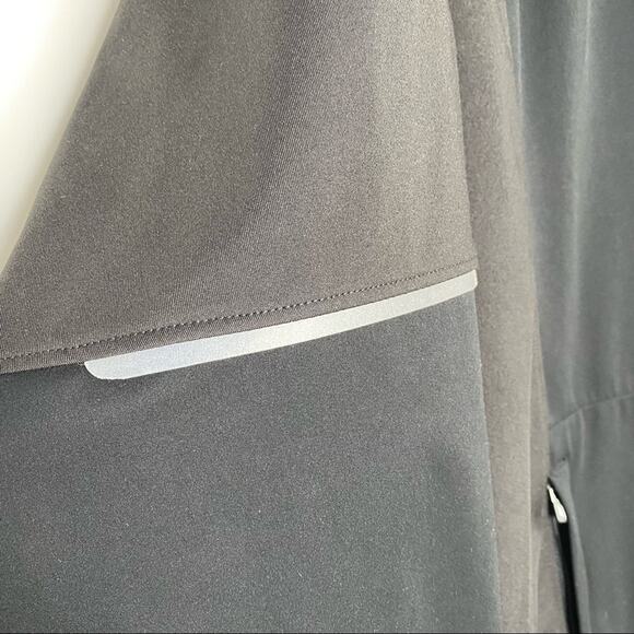 SKECHERS GORUN Full Zip Mid-weight Reflective Performance Running Jacket Size XL - Picture 3 of 8